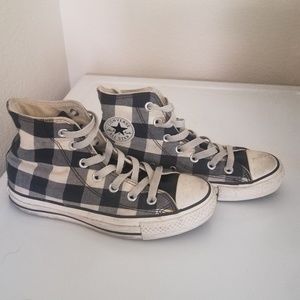 converse high tops checkered